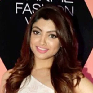 Akanksha Puri Age, Birthday, Birthplace, Bio, Zodiac &  Family