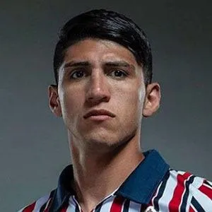 Alan Pulido Age, Birthday, Birthplace, Bio, Zodiac &  Family