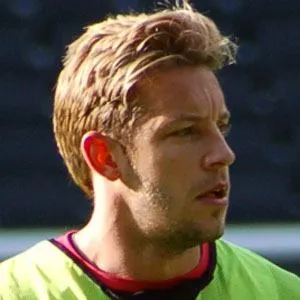 Alan Smith Age, Birthday, Birthplace, Bio, Zodiac &  Family