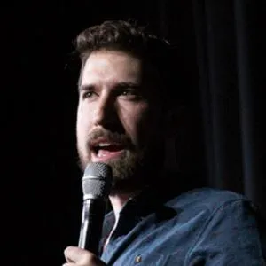 Alex Javier Fernández Age, Birthday, Birthplace, Bio, Zodiac &  Family