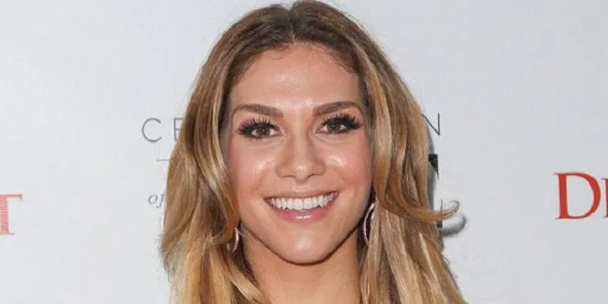 Allison Holker Age, Birthday, Birthplace, Bio, Zodiac &  Family