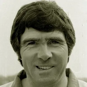 Bobby Gould Age, Birthday, Birthplace, Bio, Zodiac &  Family