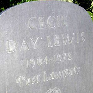 Cecil Day-Lewis Age, Birthday, Birthplace, Bio, Zodiac &  Family