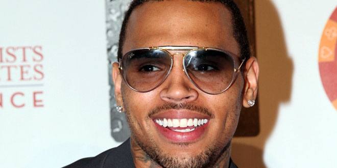 Chris Brown Age, Birthday, Birthplace, Bio, Zodiac &  Family