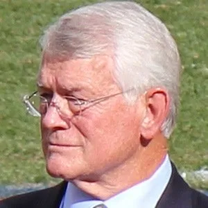Dan Reeves Age, Birthday, Birthplace, Bio, Zodiac &  Family