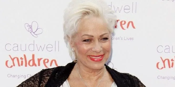 Denise Welch birthday on May 22, 1958