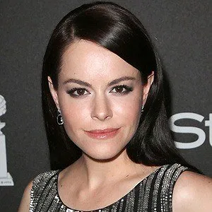 Emily Hampshire birthday on August 29, 1981
