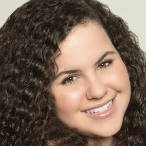 Emily Taylor Kaufman Age, Birthday, Birthplace, Bio, Zodiac &  Family