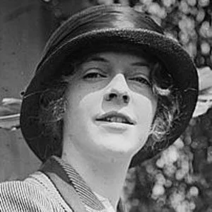 Faith Baldwin Age, Birthday, Birthplace, Bio, Zodiac &  Family