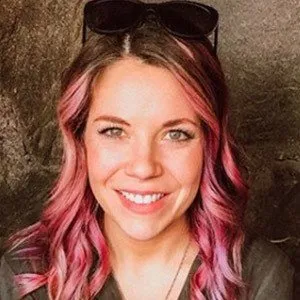 Hannah Williams Age, Birthday, Birthplace, Bio, Zodiac &  Family