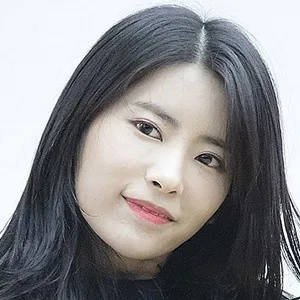 Ki Hui-hyeon birthday on June 16, 1995
