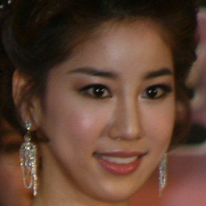 Kim Joo-ri Age, Birthday, Birthplace, Bio, Zodiac &  Family