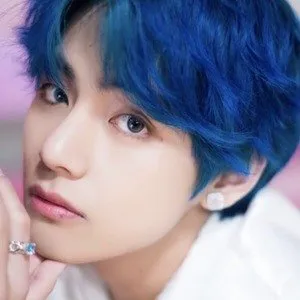 Kim Taehyung Age, Birthday, Birthplace, Bio, Zodiac &  Family