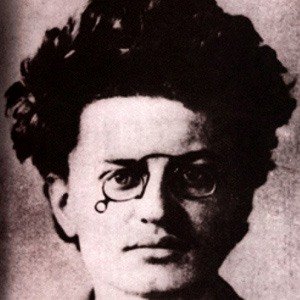 Leon Trotsky Age, Birthday, Birthplace, Bio, Zodiac &  Family