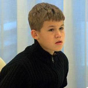 Magnus Carlsen Age, Birthday, Birthplace, Bio, Zodiac &  Family
