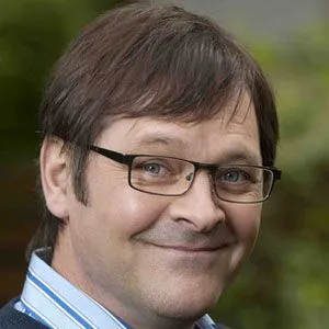 Fun Facts about Mark Heap Birthday