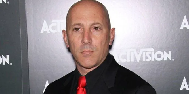 Maynard James Keenan Age, Birthday, Birthplace, Bio, Zodiac &  Family