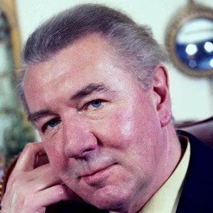 Michael Redgrave Age, Birthday, Birthplace, Bio, Zodiac &  Family