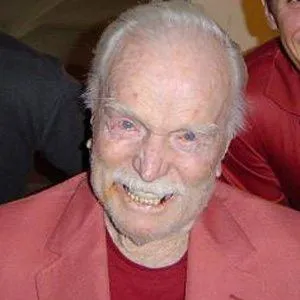 Mike Austin Age, Birthday, Birthplace, Bio, Zodiac &  Family