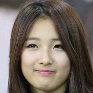 Nam Ji-hyun Age, Birthday, Birthplace, Bio, Zodiac &  Family