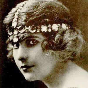 Pearl White birthday on March 4, 1889