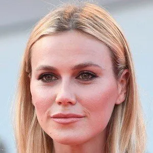 Renata Kuerten Age, Birthday, Birthplace, Bio, Zodiac &  Family