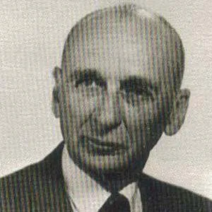 Robert Trout Age, Birthday, Birthplace, Bio, Zodiac &  Family