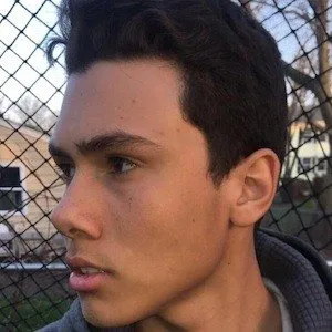 Roberto Arocho Age, Birthday, Birthplace, Bio, Zodiac &  Family