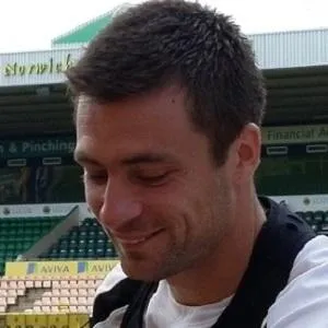 Russell Martin Age, Birthday, Birthplace, Bio, Zodiac &  Family