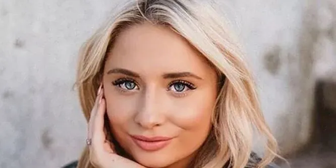 Saffron Barker Age, Birthday, Birthplace, Bio, Zodiac &  Family