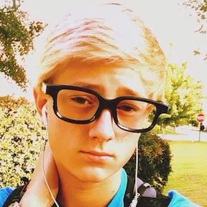 Today’s Famous Instagram Star Birthdays list for October 3, 2022