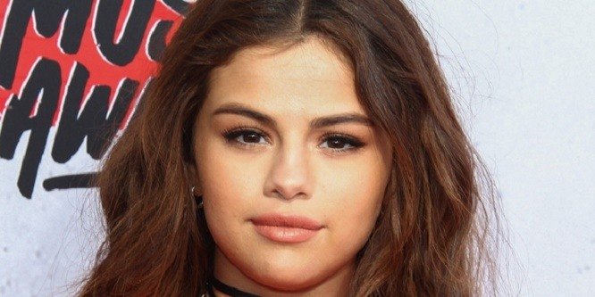Selena Gomez Age, Birthday, Birthplace, Bio, Zodiac &  Family