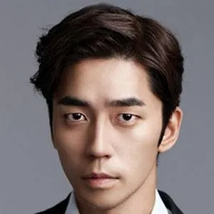 Shin Sung-rok Age, Birthday, Birthplace, Bio, Zodiac &  Family