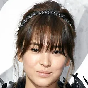 Song Hye-kyo Age, Birthday, Birthplace, Bio, Zodiac &  Family