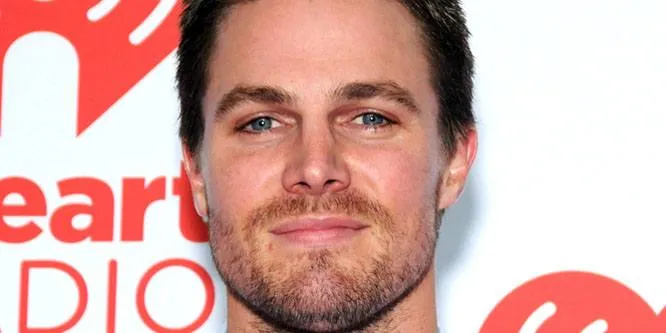 Stephen Amell birthday on May 8, 1981