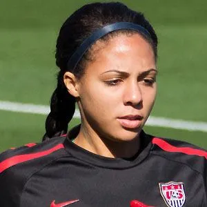 Sydney Leroux Age, Birthday, Birthplace, Bio, Zodiac &  Family